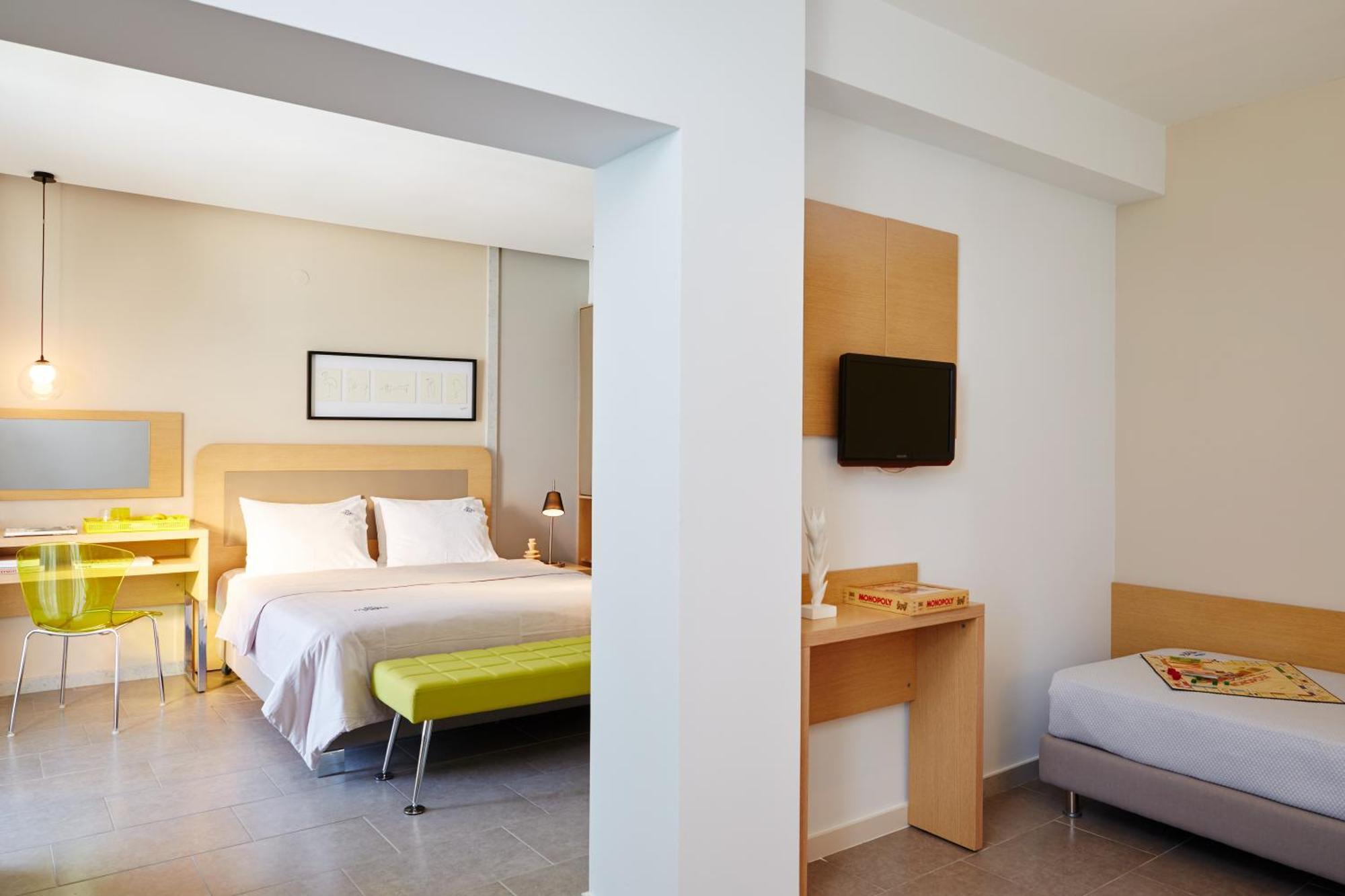 Margarita Sea Side Hotel Kallithea  Room photo